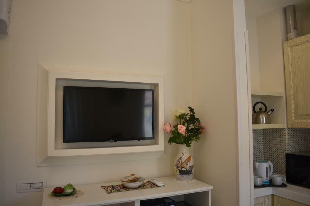 La Casa Di Zeffiro Apartment Майори Екстериор снимка